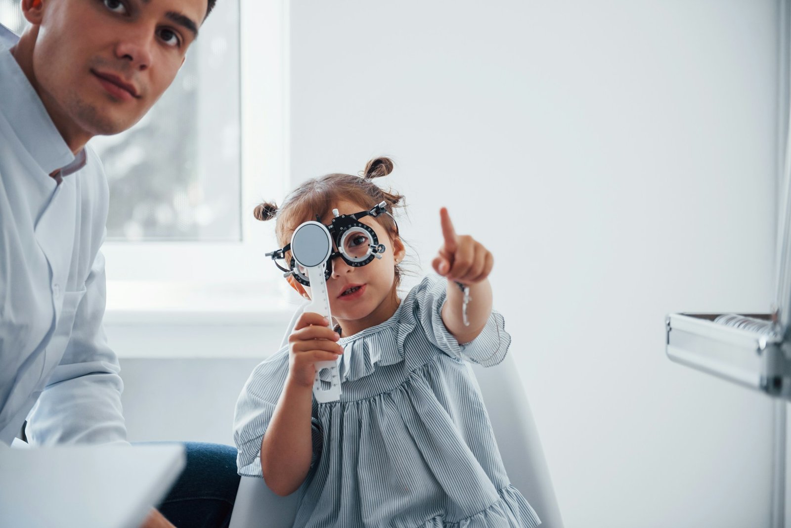 A child having their eyes examined at Vista Vision in Jersey City